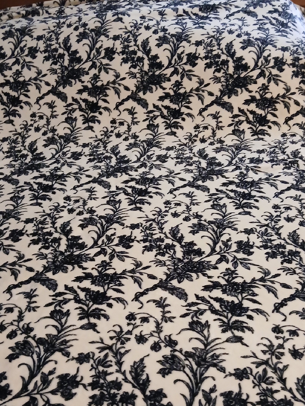 Laura Ashley King Blanket